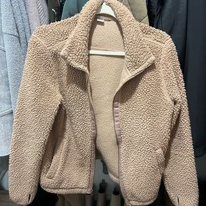 *SOLD* Women’s Fleece Sweater